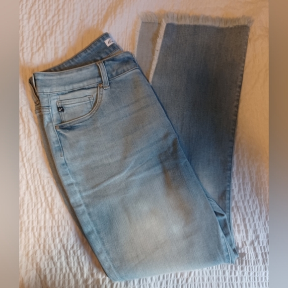 KanCan Light Wash Frayed Raw Hem Bootcut High Rise Jeans Size 18 - Picture 3 of 9